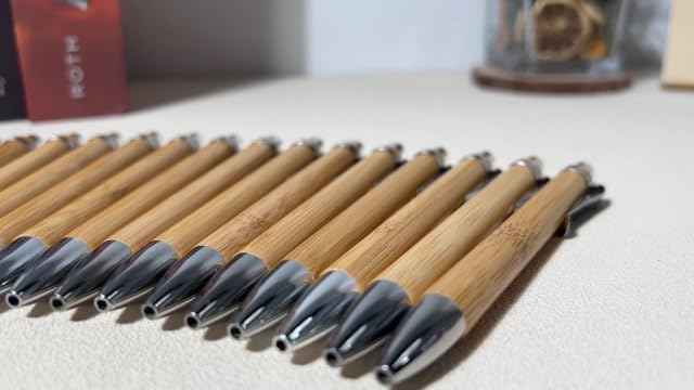 150Pcs Bamboo Ballpoint Pens Wooden Retractable Ballpoint Pen Bamboo Black Ink 1mm Pen Wood Sustainable Pens for Men Women Employee Writing Signature Journaling Home Office School - TTpen