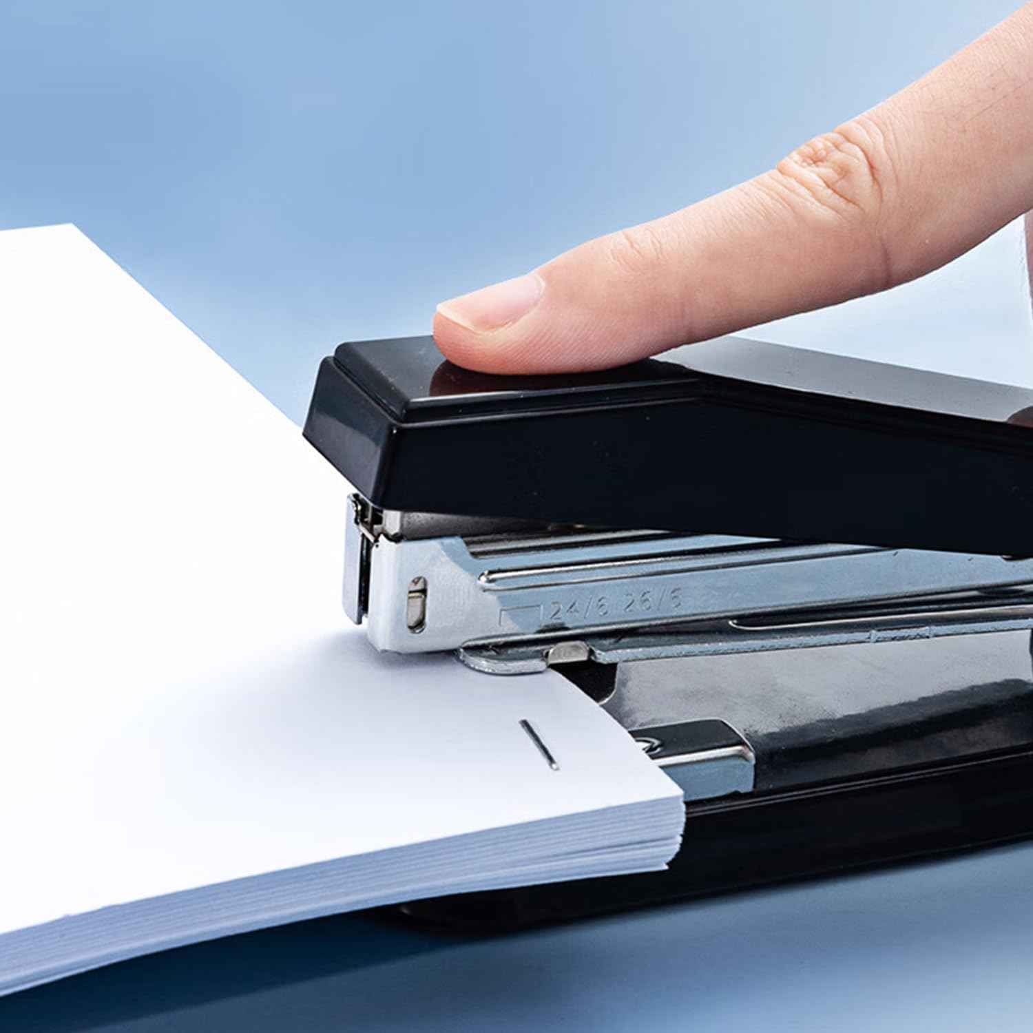 M&G Heavy Duty Office Stapler with 50 Sheet Capacity,360 Rotation Design - TTpen