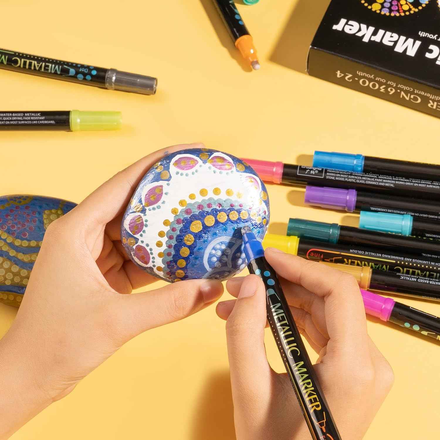 Guangna 36 Colors Metallic Paint Twin Marker Pens with Dot and Fine Tip - TTpen