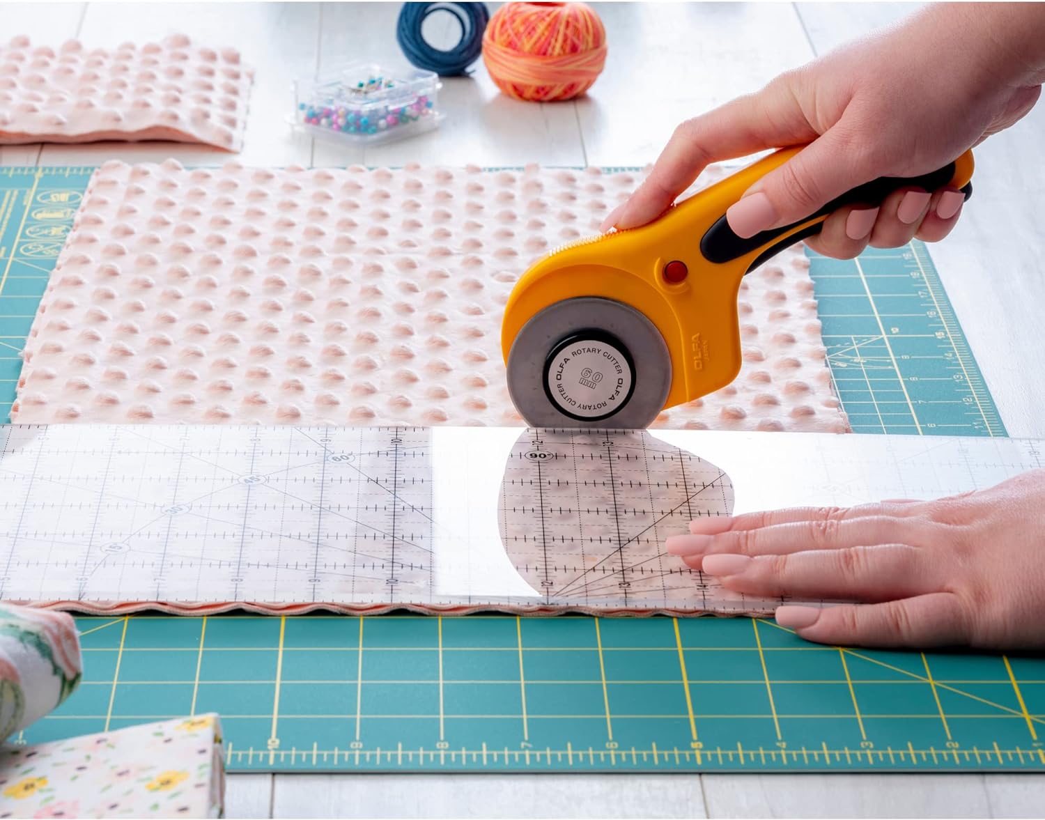 OLFA 60mm Ergonomic Quilting Rotary Cutter (RTY-3/DX)