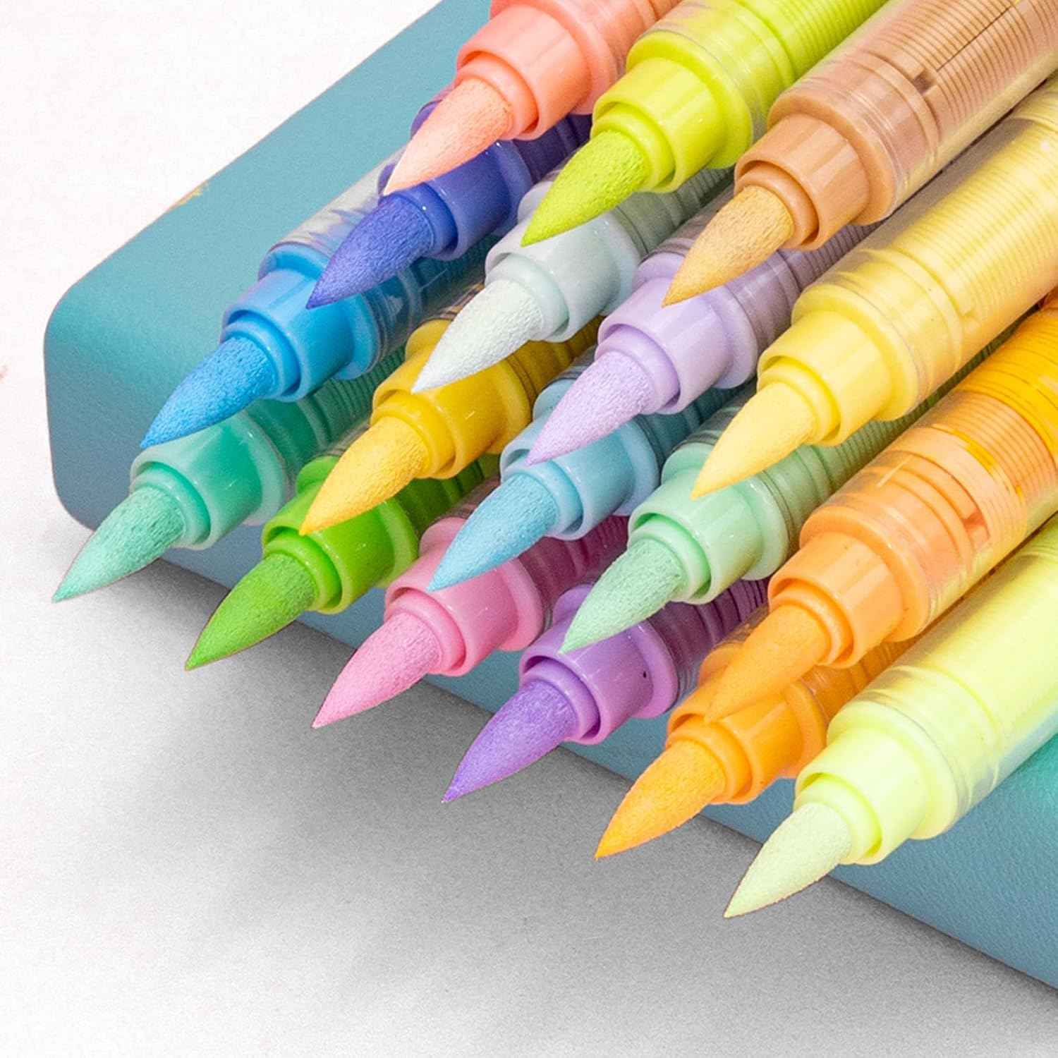 Guangna 8201 Acrylic Paint Markers 12 Skin Tone Colors Soft Brush Tip