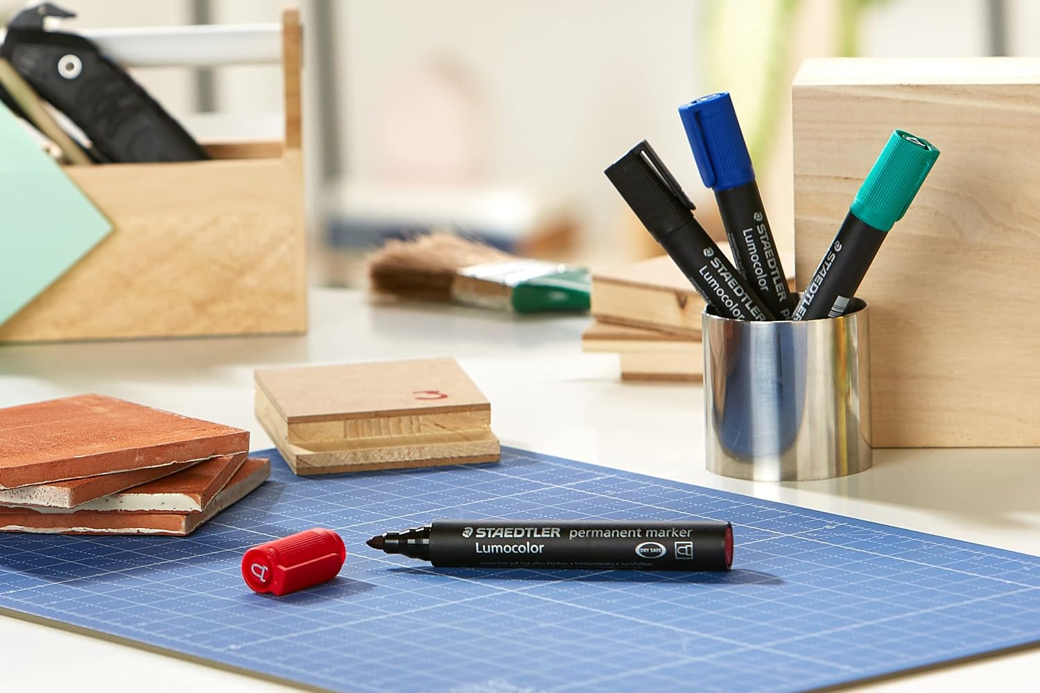 STAEDTLER 352 Lumocolor Permanent Marker Pen,2mm,4 Colours