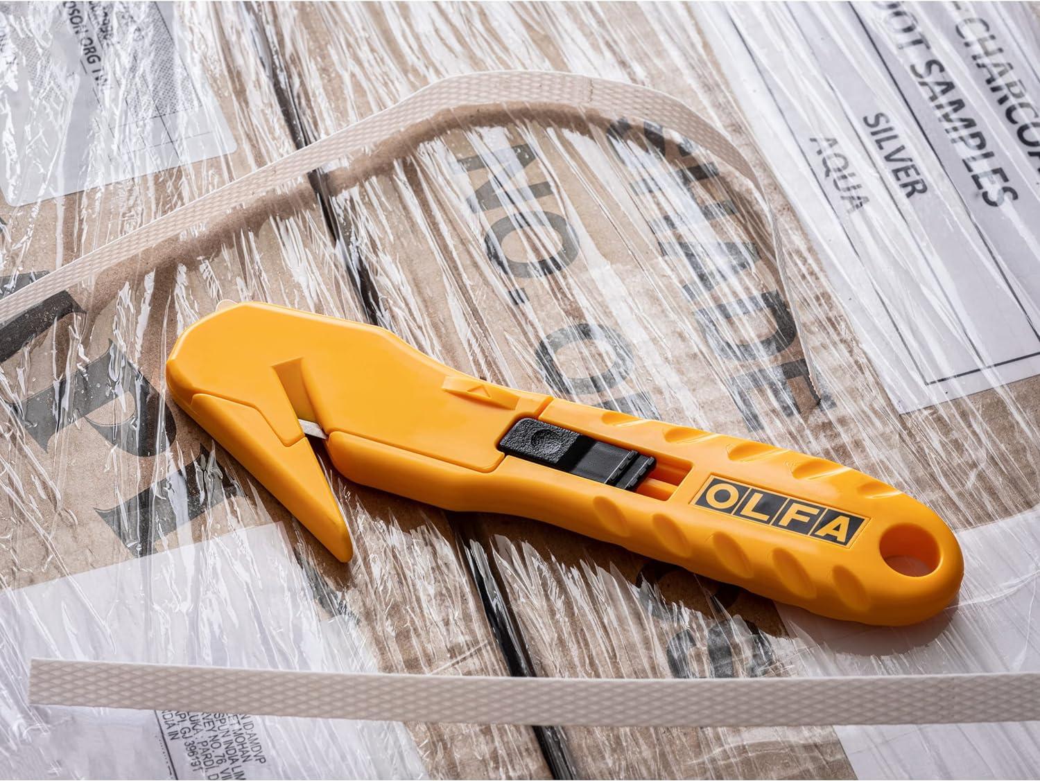 OLFA Concealed Blade Safety Utility Knife Cutter (SK-10)
