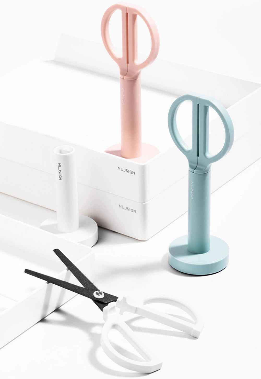 DELI Nusign NS051A Standing Office & Craft Scissors with Non-Slip Base