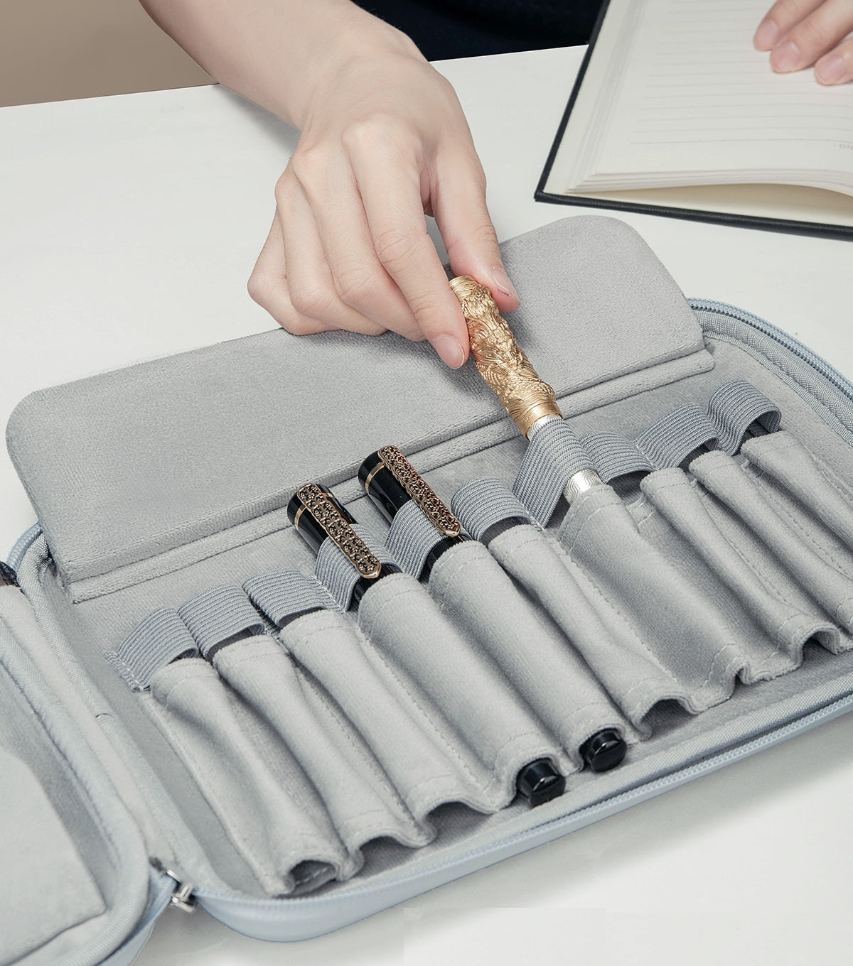 HONGDIAN 20-Slot Fountain Pen Case Waterproof Large Capacity Pouch