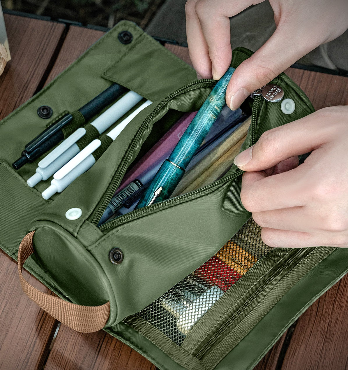 HongDian 2025 Roll-Up Pencil Case Desk Holder & Portable Storage