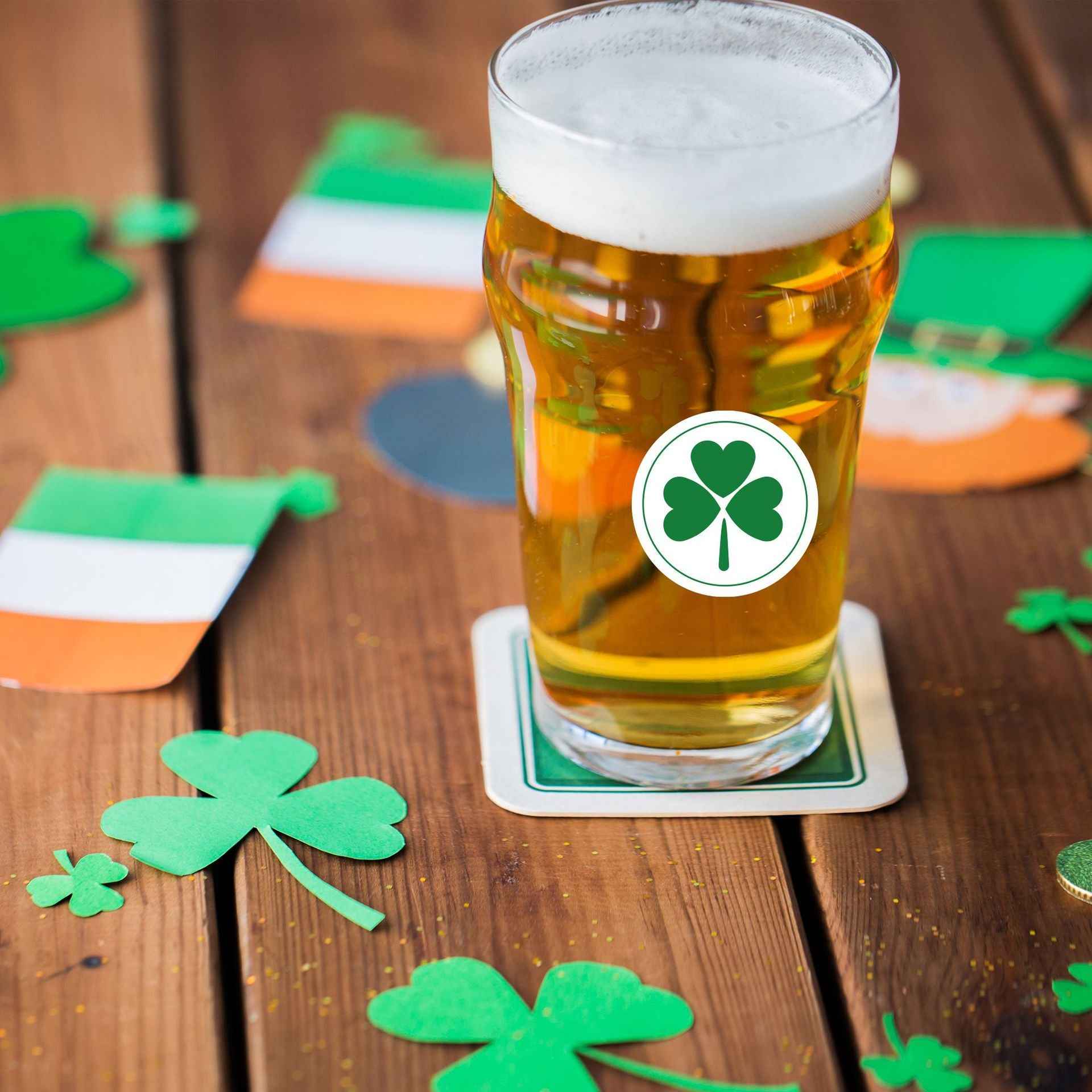500pcs St Patricks Day Decorations Sticker Green Shamrock Labels 1.5 inch - TTpen