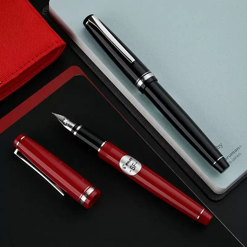 Pilot Elabo Fountain Pen - Black/Red - 14k Soft Fine/Medium Nib