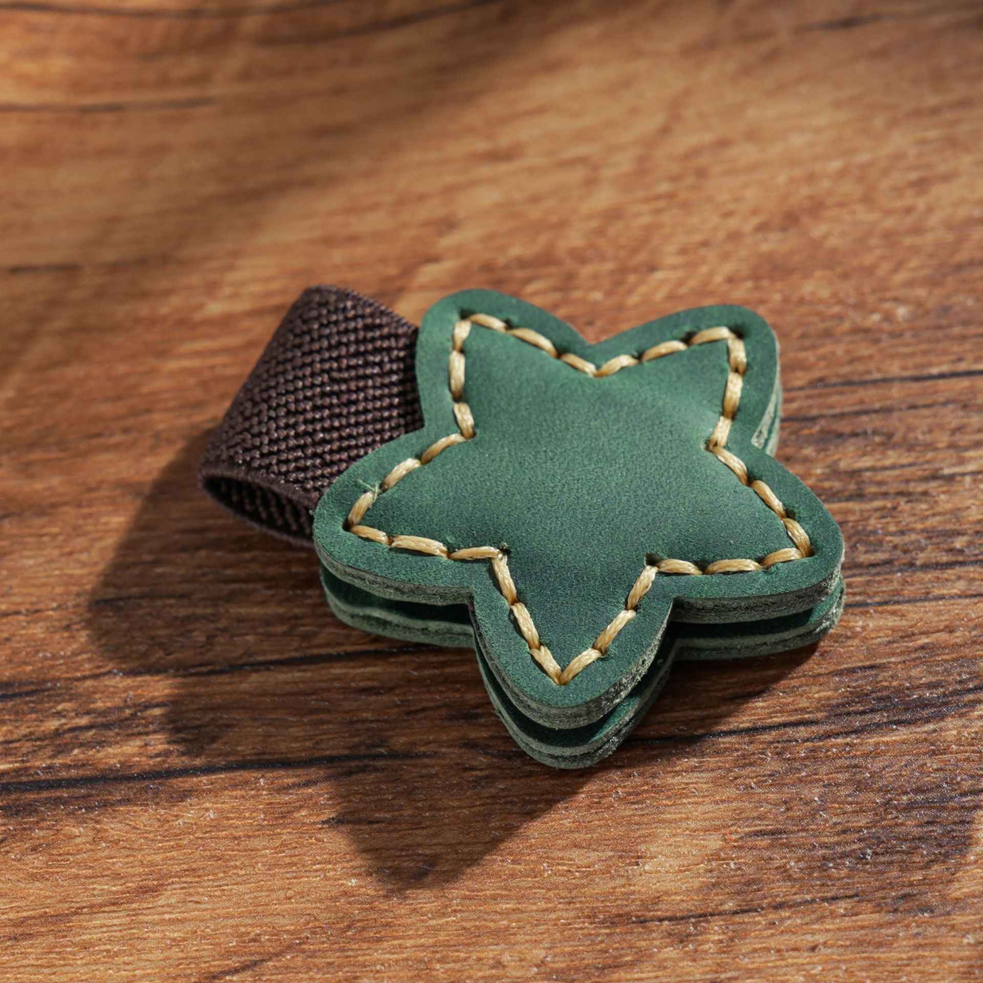 2pcs Star Magnetic Leather Bookmarks Clips