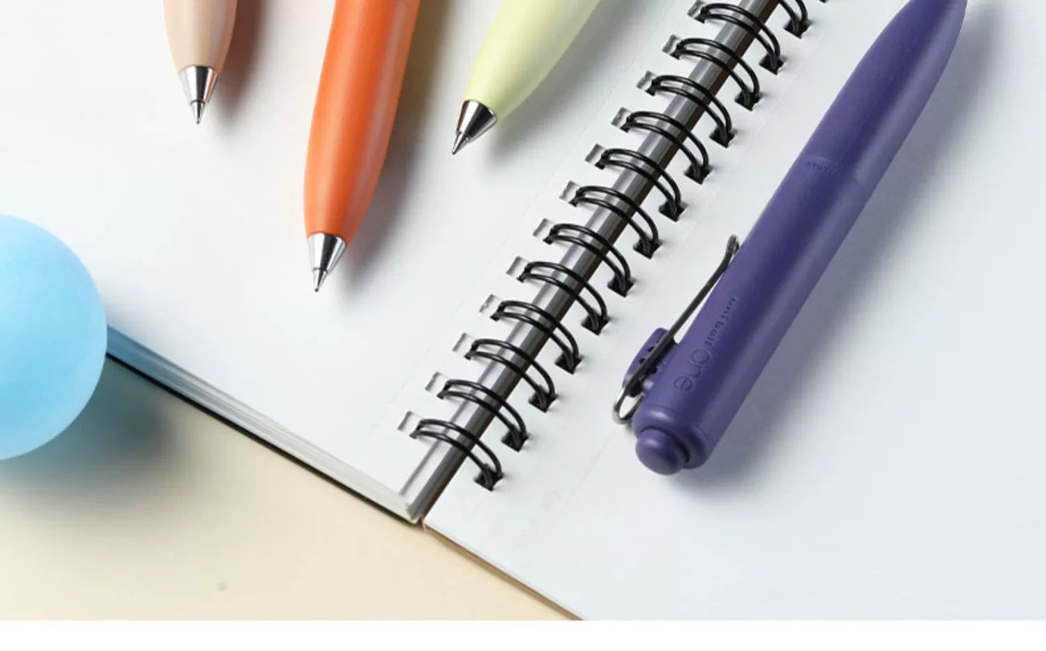 Mitsubishi Uni-ball One P Gel Ink Pen with 2 Refills 0.5MM