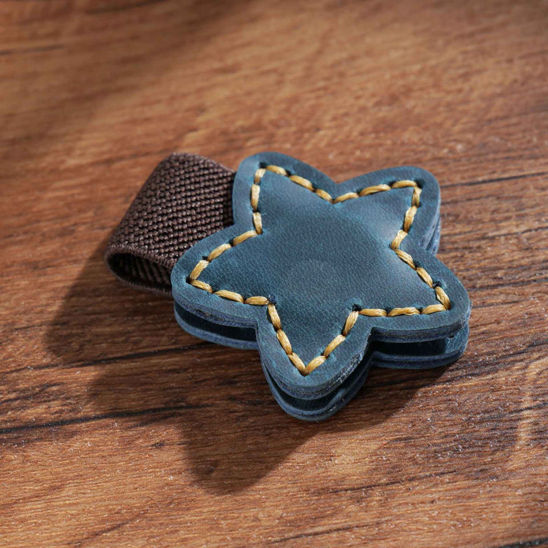 2pcs Star Magnetic Leather Bookmarks Clips