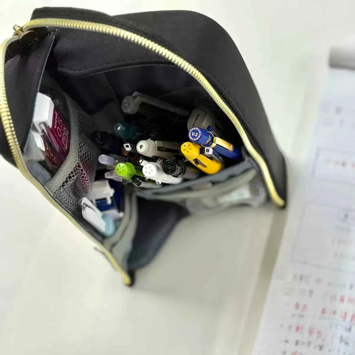 KUTSUWA Pen Case L gaba Stand Desktop Organizer Bag