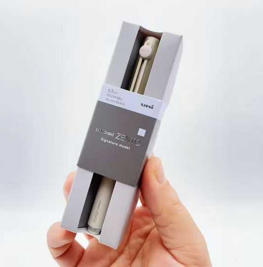 Uni Mitsubishi ZENTO Gel Pen Champagne Gold close-up detail