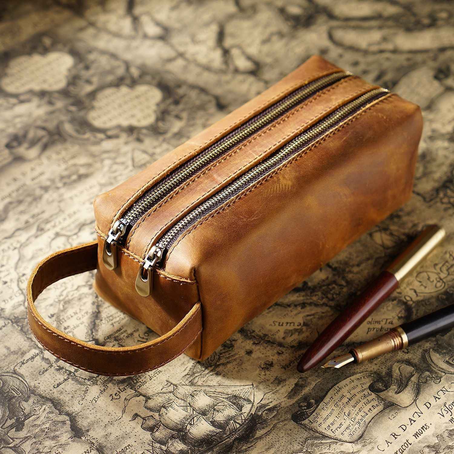 Vintage Leather Pen Pouch Big Capacity Pencil Case with 2 Compartment - TTpen