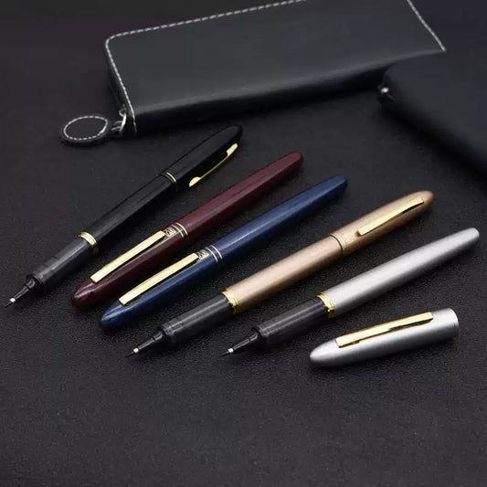 Kuretake Fountain Brush Pen for Calligraphy Letters