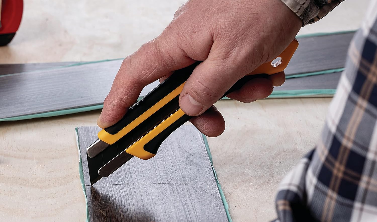 OLFA 25mm Extra Heavy-Duty Utility Knife (XH-1)