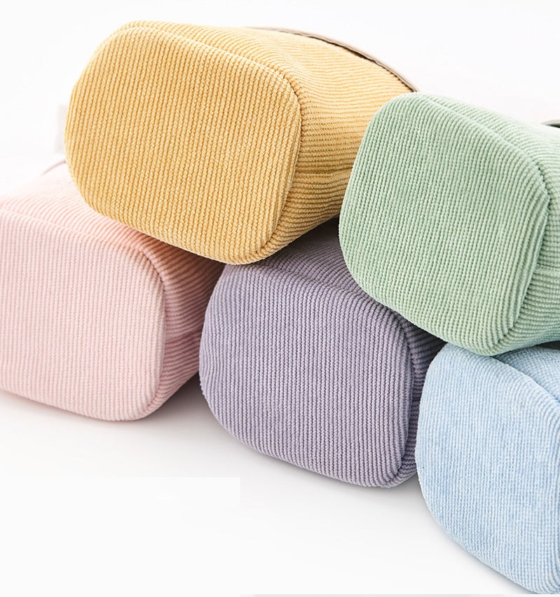 Angoo Stand-Up Pencil Case Pull-Down Pen Holder