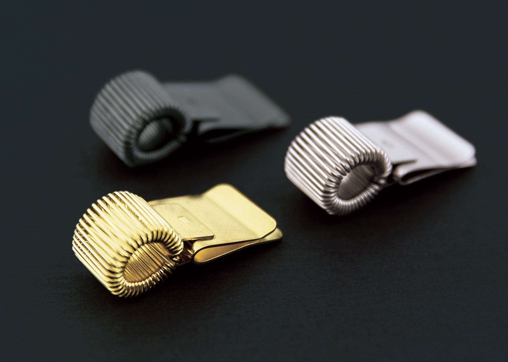 Midori Mini Clip Pen Holder Black/Gold/Silver