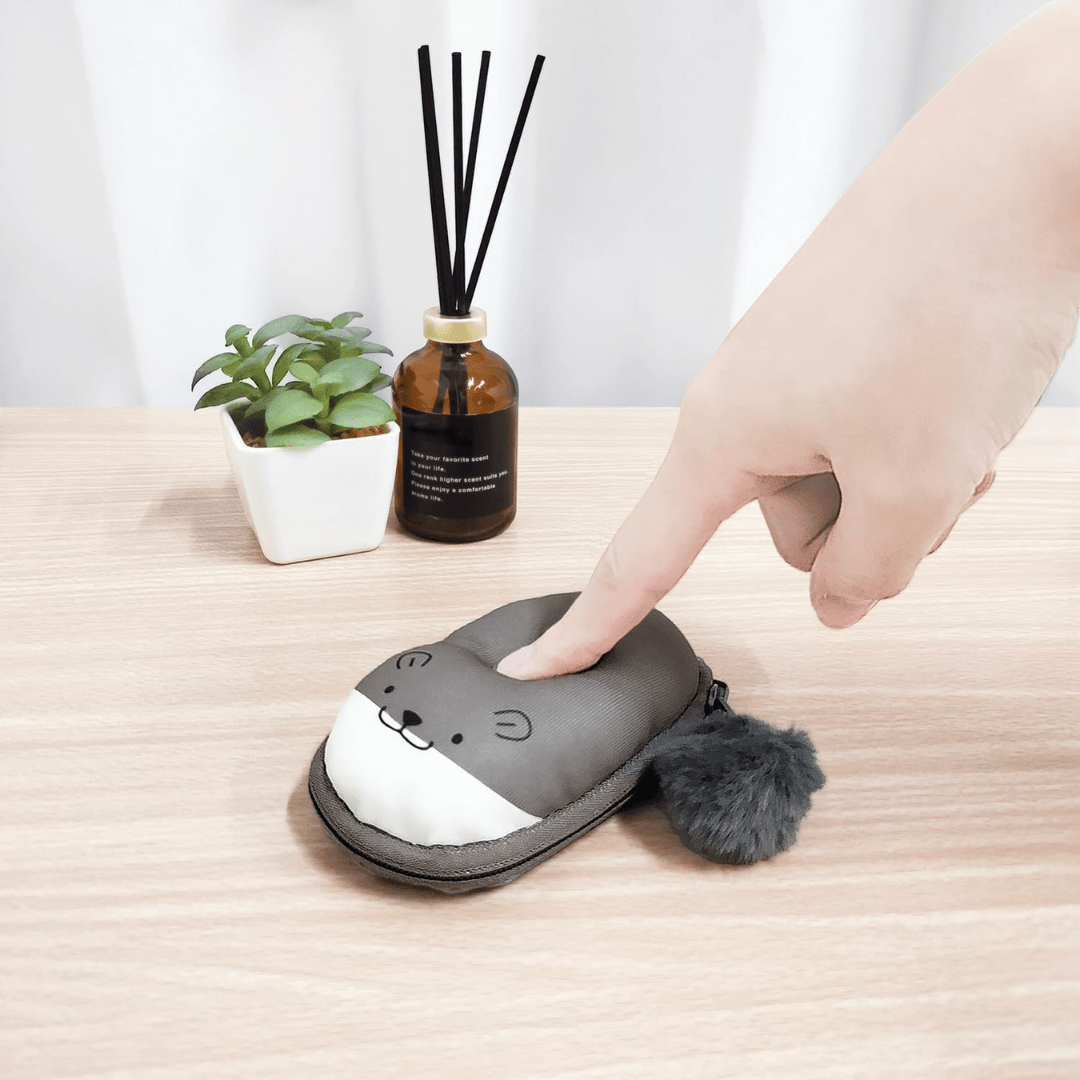 Kutsuwa Rilala Mini One-Hand Wrist Rest & Screen Cleaner