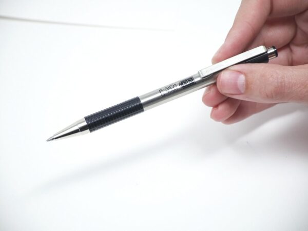 Zebra Pen F-301 Compact Ballpoint Stainless Steel Retractable Pen 0.7mm - Image 3