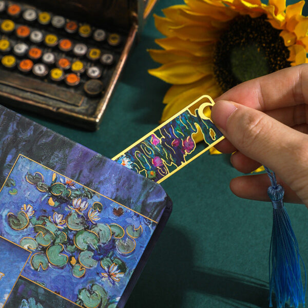 4 Pack Flower Shadow Metal Bookmarks - Image 3